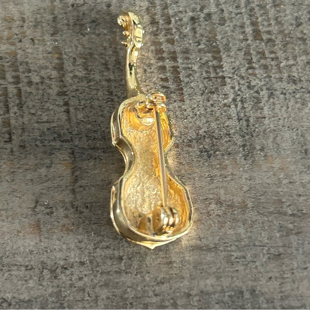 Gold Violin Pendant Pin Brooch Rhinestone Accents Fashion jewelry Accessory - Picture 5 of 10